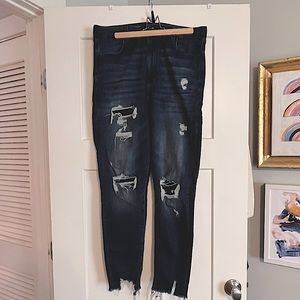 American eagle raw gem distressed jean